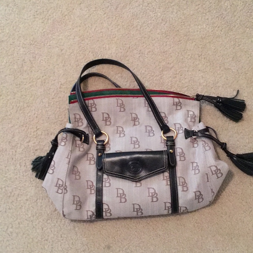 Dooney & Burke handbag—Like new